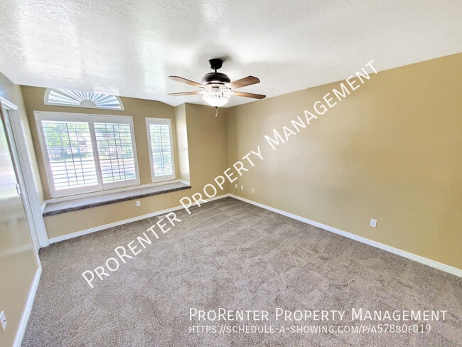 Building Photo - 1488 Earl Cir