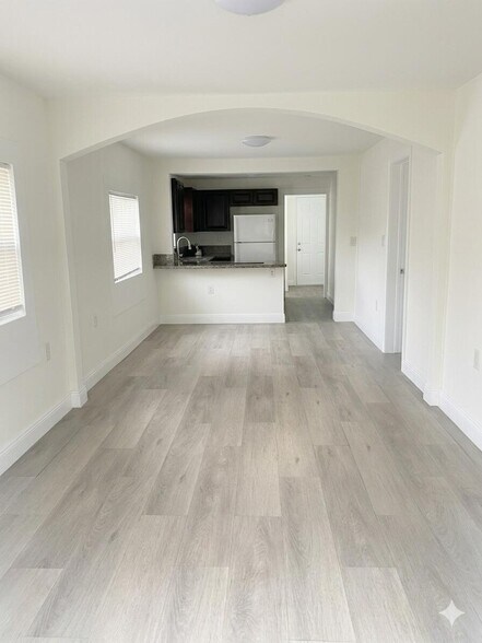 Building Photo - 1527 NW 63rd St