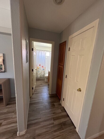 Building Photo - 520 Arrowhead Trl