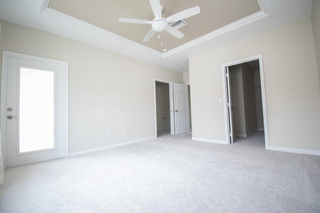 Building Photo - 14426 Emerald Pl Wy