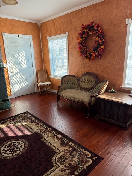 Building Photo - 9 Elizabeth St