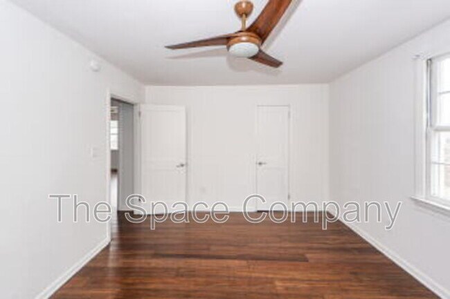 Building Photo - 333 Ashley Ave