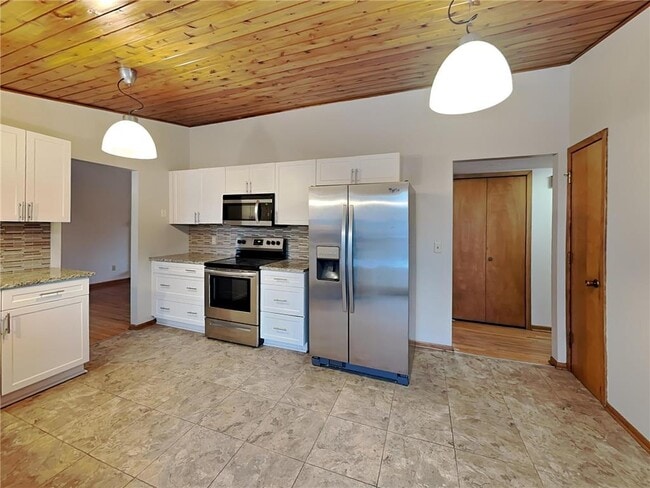 Building Photo - 9241 34th Ave N