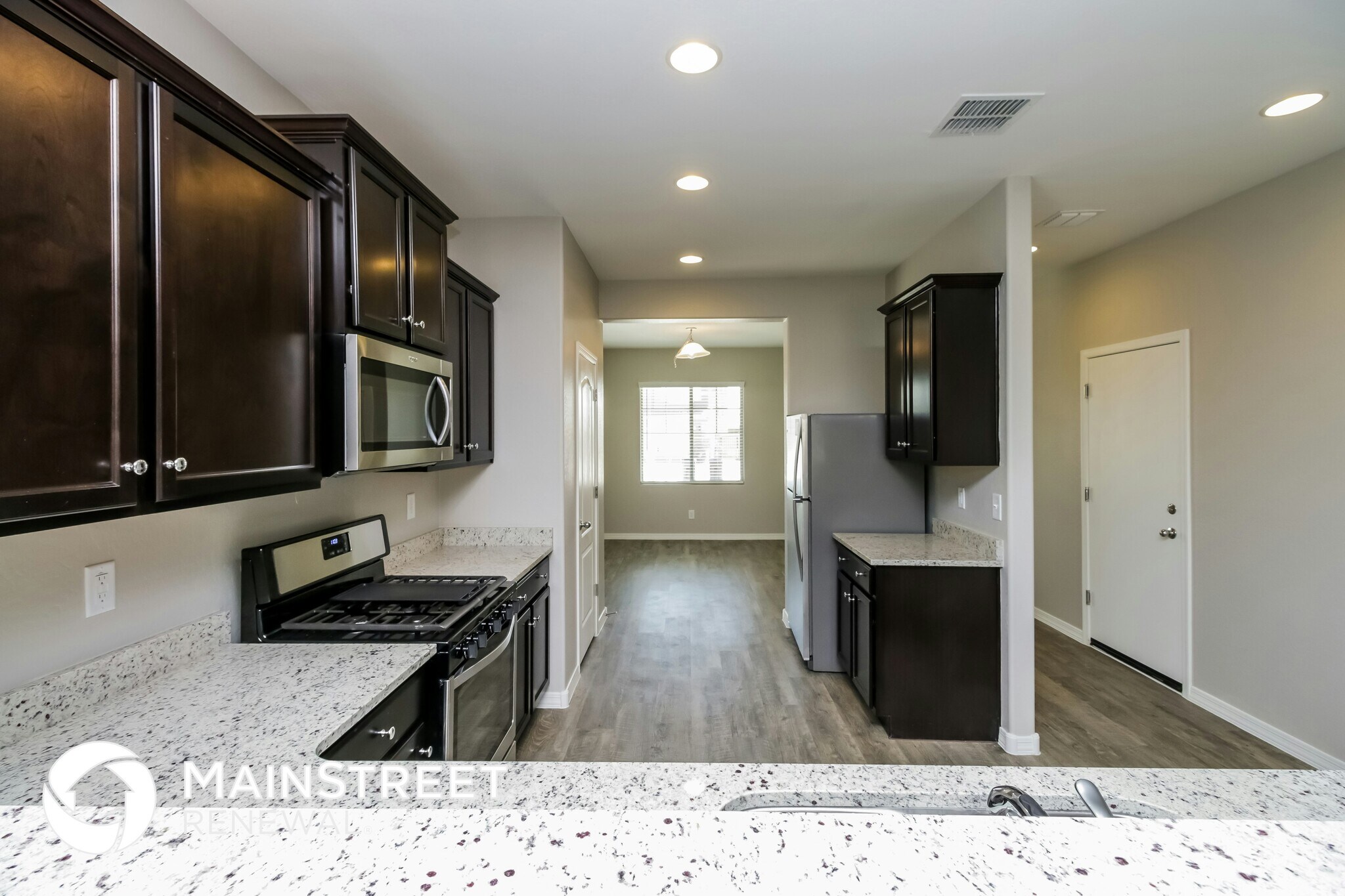 Building Photo - 19388 N Pietra Dr
