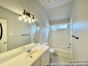 Building Photo - 1326 Delmont Ct