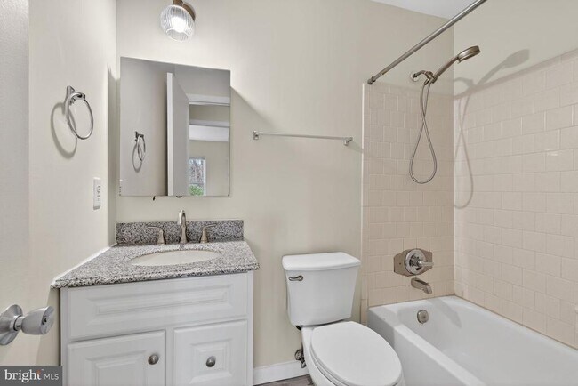 Building Photo - 6427 Old Scotts Ct