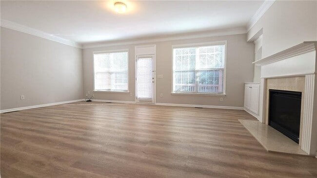 Building Photo - 6099 Prestwood Dr