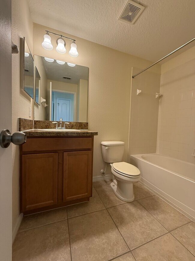Building Photo - Beautiful Home For Rent!! ( AVAILABLE MOVE...