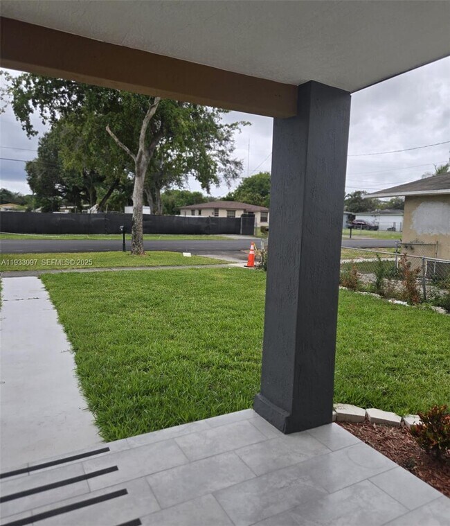 Building Photo - 38 Edmund Rd