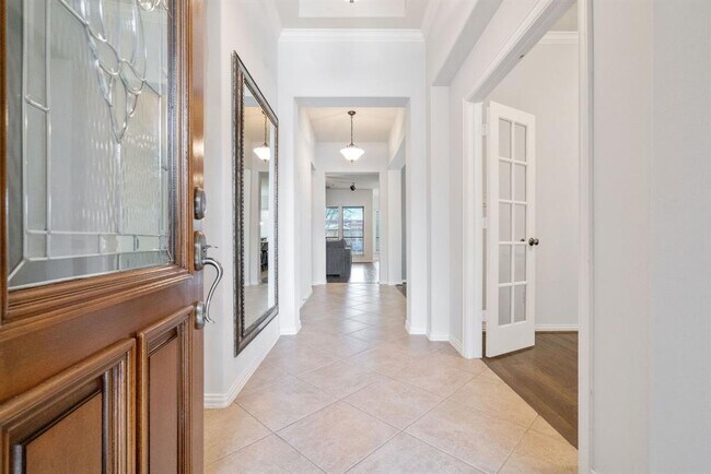 Building Photo - 2711 Leah Manor Ln