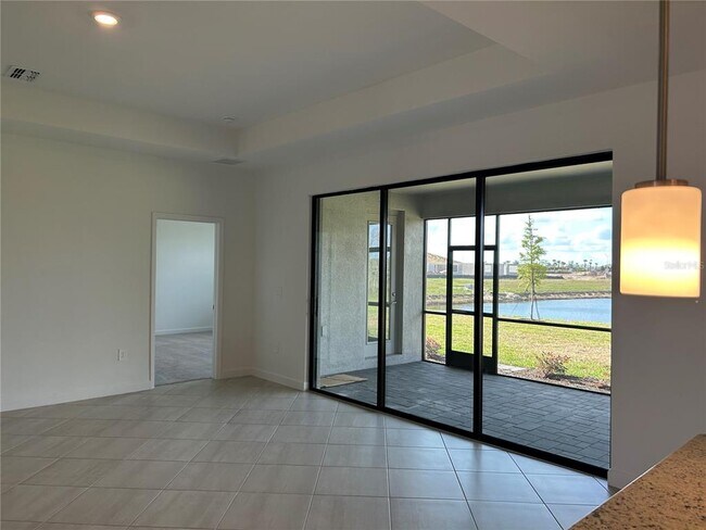 Building Photo - 15513 White Linen Dr