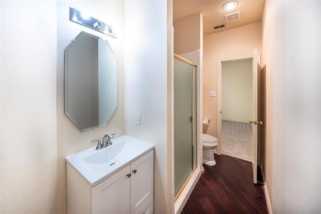 Building Photo - 9208 Longview Dr