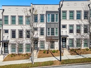 Building Photo - 552 Ember Ln NW