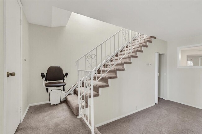 Building Photo - 3463 Monte Carlo Dr