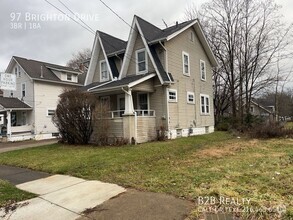 Building Photo - Charming 3-Bedroom Property in Prime Location