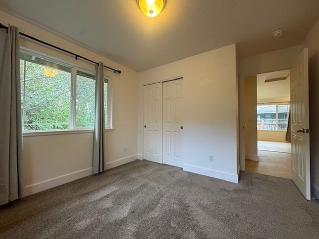 Building Photo - 2907 Janes Creek Dr