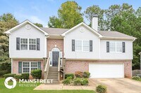 Building Photo - 1599 Queen Elizabeth Dr