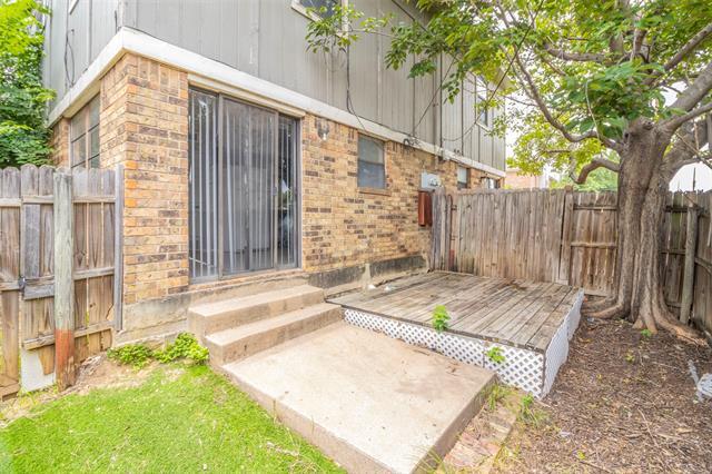 Building Photo - 201 S Las Vegas Trail