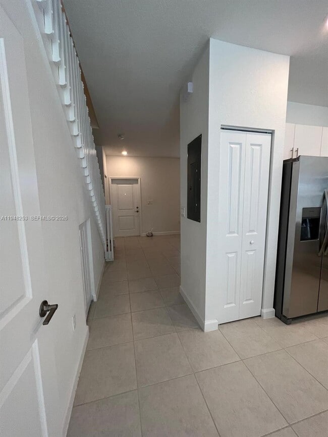 Building Photo - 12908 SW 233rd Terrace