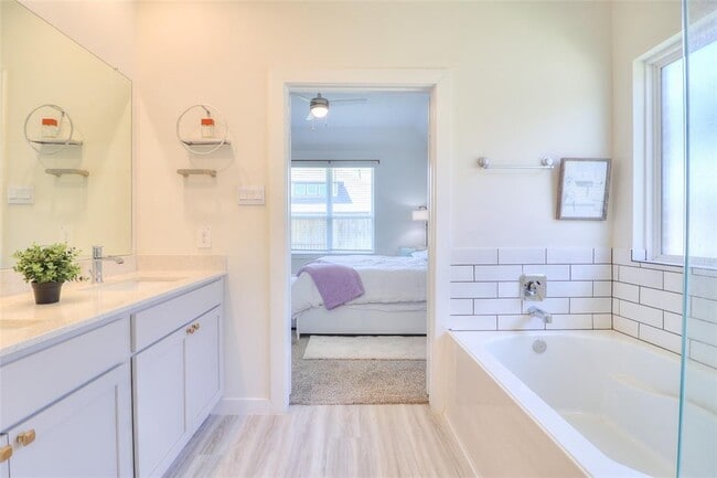 Building Photo - 4711 Torcello Fls Ln