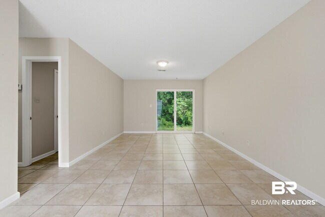 Building Photo - 6415 Schoel Ln