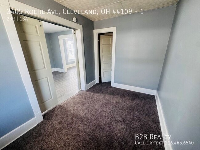 Building Photo - 3405 Roehl Ave