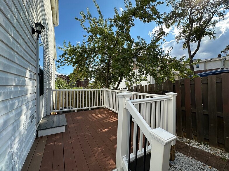 Building Photo - 2691 24th Rd S