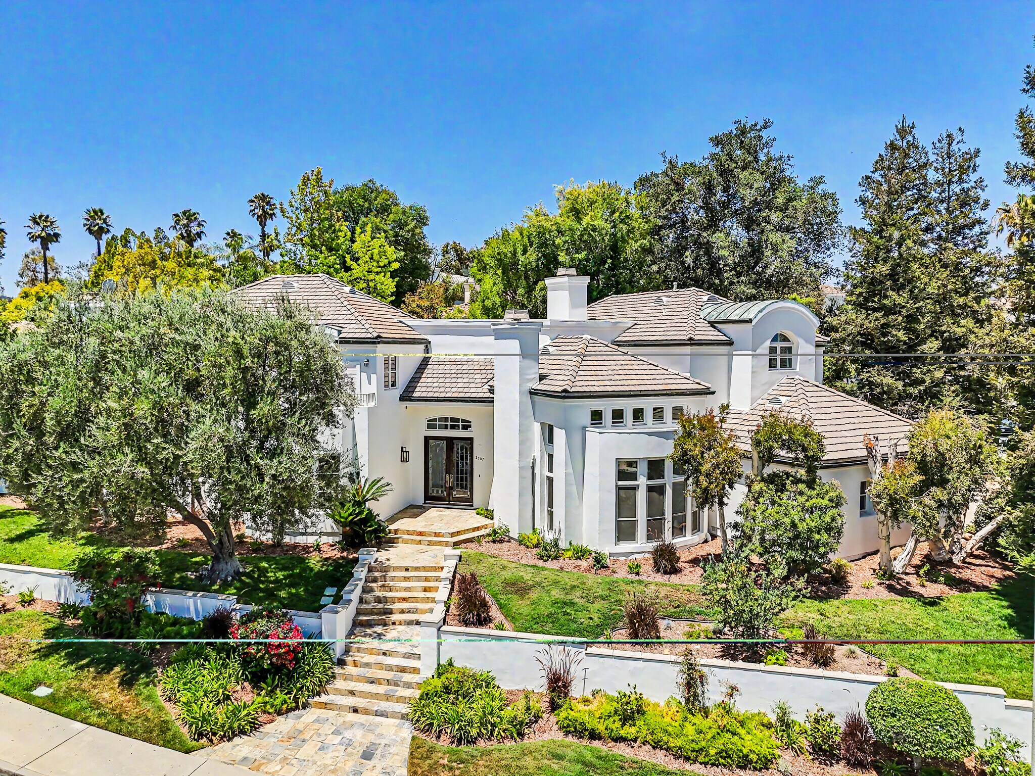 Building Photo - 3907 Peartree Pl