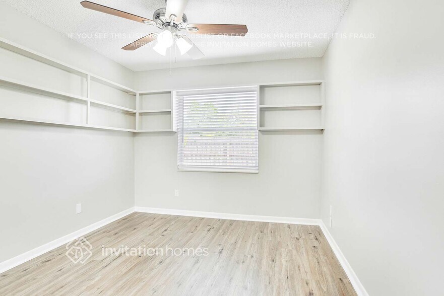 Building Photo - 213 Sweetgum Ct