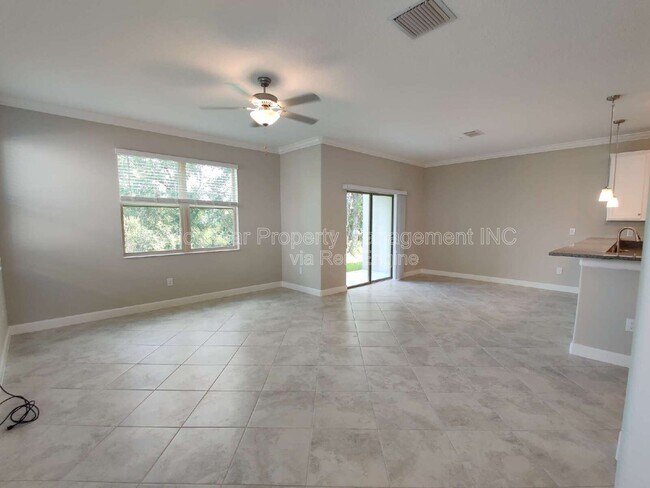 Building Photo - 23264 Willow Glen Way