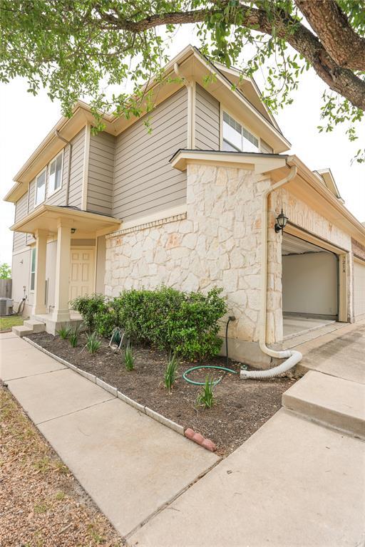 Building Photo - 721 Jane Austen Trail