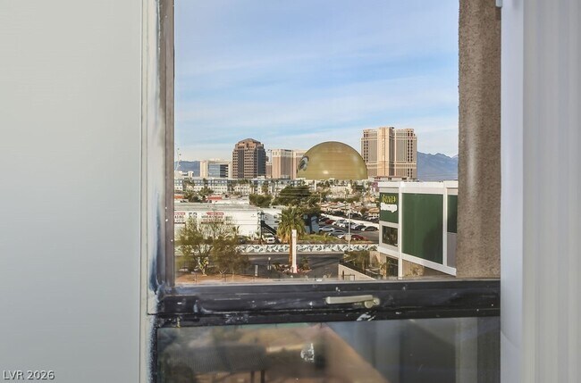 Building Photo - 3930 University Center Dr