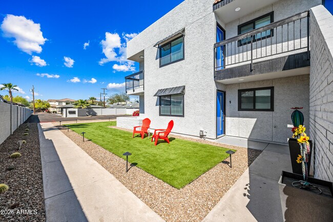 Building Photo - 4139 N 27th St