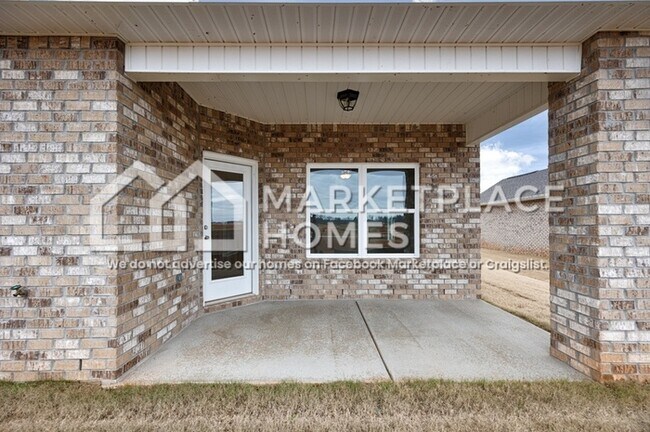 Building Photo - 113 Saylor Rose Dr