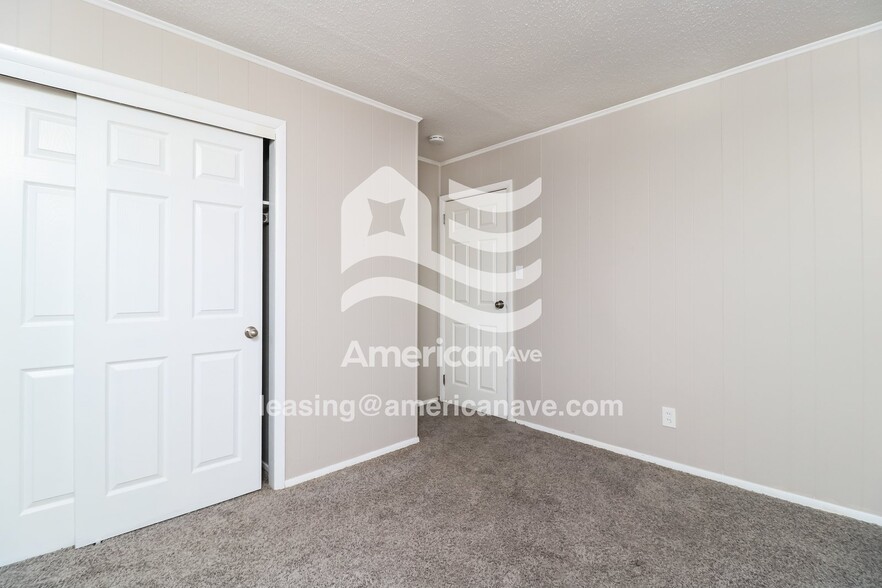 Building Photo - 1908 Joy Ave