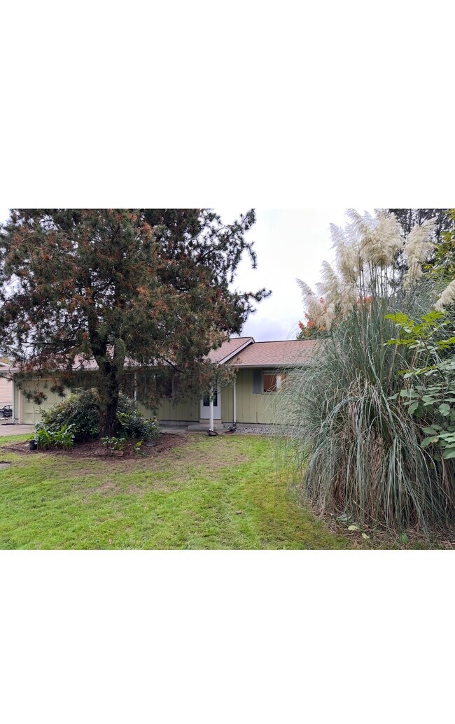 Building Photo - 1511 Wood Ave