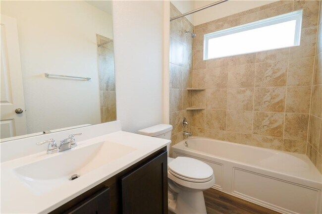 Building Photo - 933 Wildrye Ct