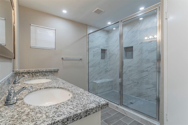 Building Photo - 10639 Autumn Meadow Ln