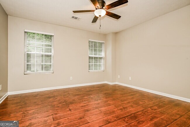 Building Photo - 1590 New Orleans Way