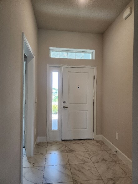 Building Photo - 5251 San Benedetto Pl
