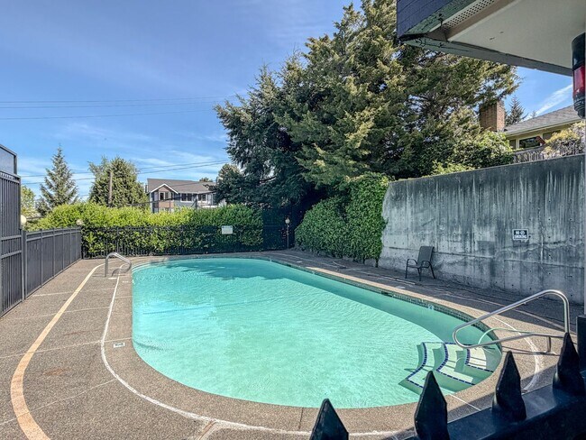 Building Photo - 2bd/2bth Condo Located Near Northgate Station, $1,800/mo.