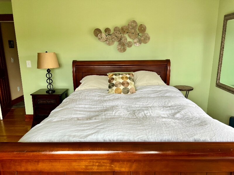 Building Photo - 1565 Eolus Ave