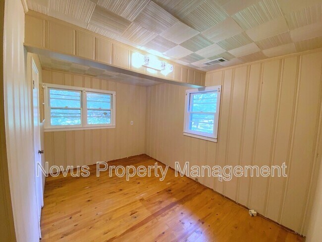 Building Photo - 507 Gordon St
