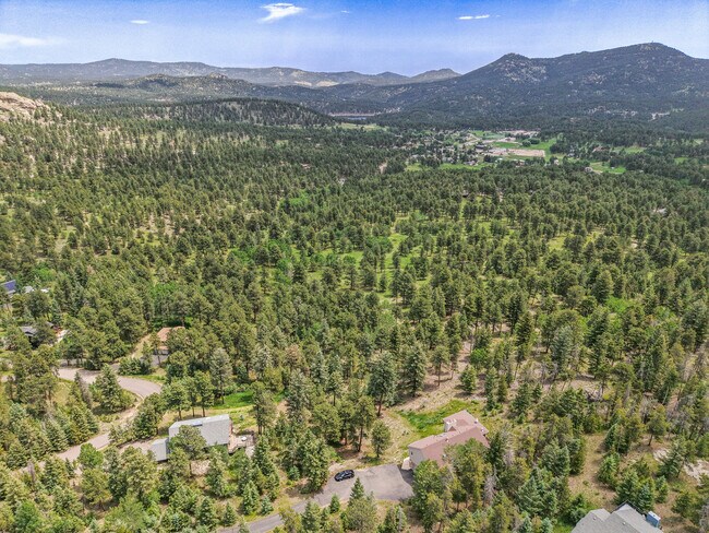 Building Photo - 5368 Evergreen Heights Dr