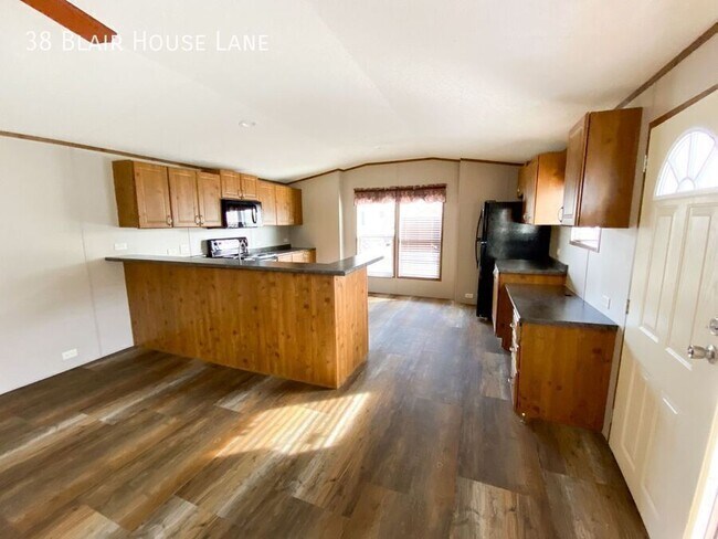 Building Photo - 38 Blair House Ln