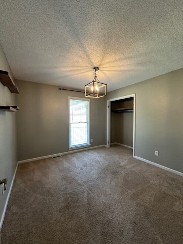 Building Photo - 339 Langford Rd