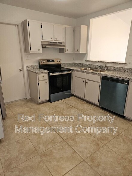 Building Photo - 3718 15th St W