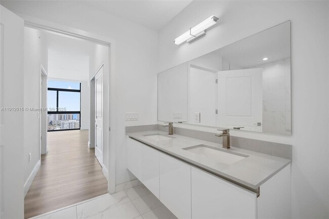 Building Photo - 101 Diplomat Pkwy