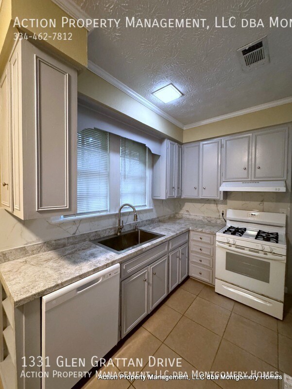 Building Photo - 1331 Glen Grattan Dr