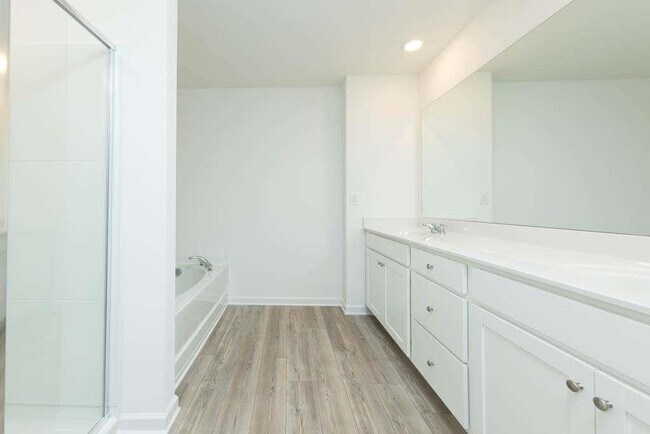 Building Photo - 1926 Frisco Wy